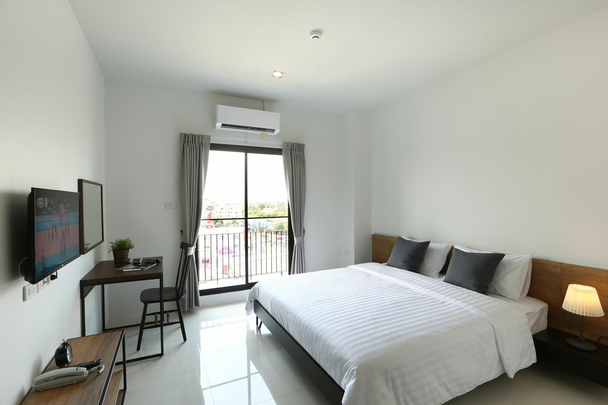 Sukh Serviced Apartment Ban Kho Hong Exterior photo