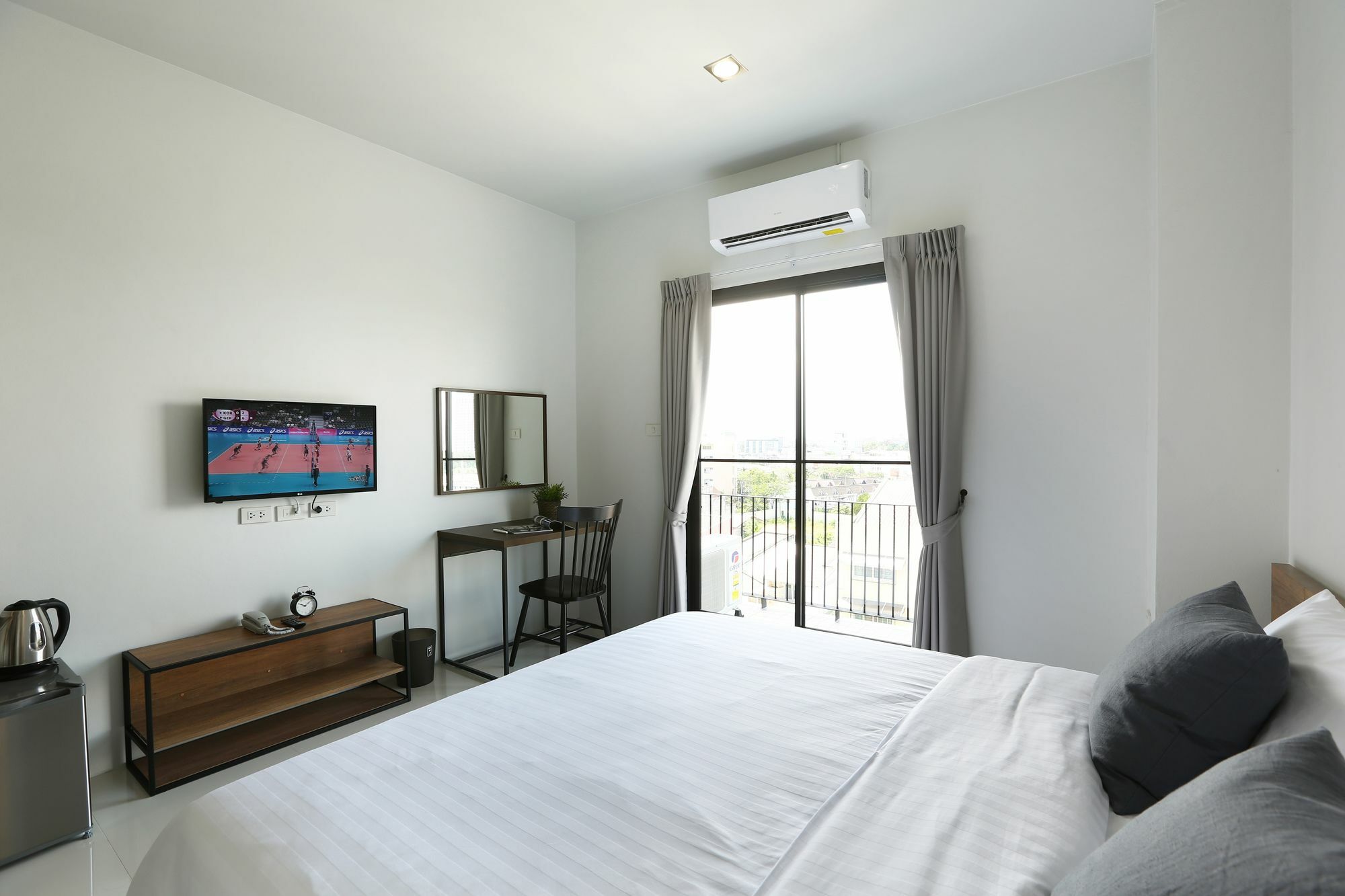 Sukh Serviced Apartment Ban Kho Hong Exterior photo